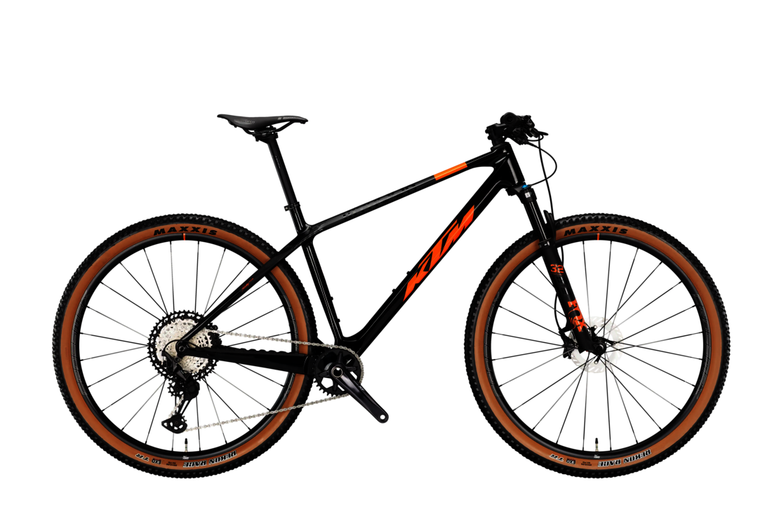 csm_1260352108_myroon_master_l_48__carbon__orange_black-sand_4800_1_251a17a68a KTM MYROON MASTER | CARBON | Vista lato guarnitura